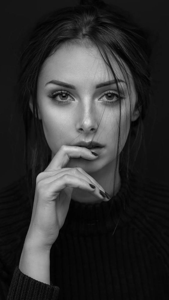 retratos en estudio, ile ilgili görsel